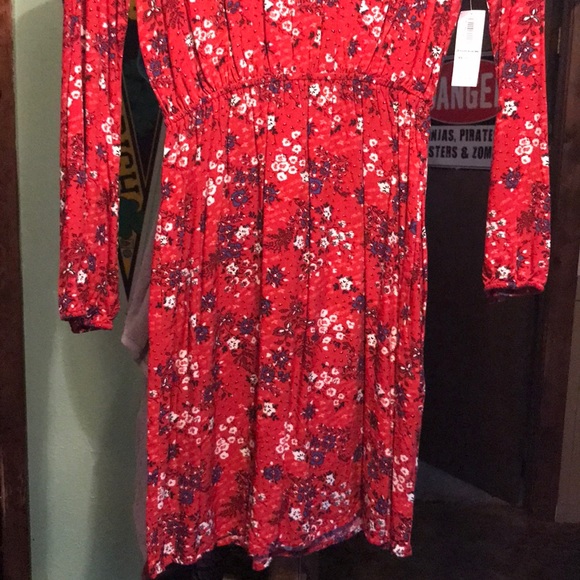 Old Navy floral dress - Picture 2 of 6